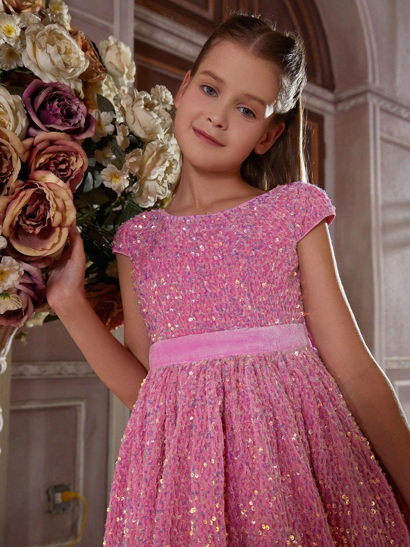 Tween Girl Sparkly Party Dress with Bowknot - Round Neck, Cap Sleeve, Fit & Flare