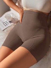 Seamless Women's Shapewear Briefs for Wedding Season