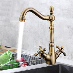 Classic Style Antique Copper Kitchen Bathroom Sink Faucet Cold And Hot Mixer Water Tap