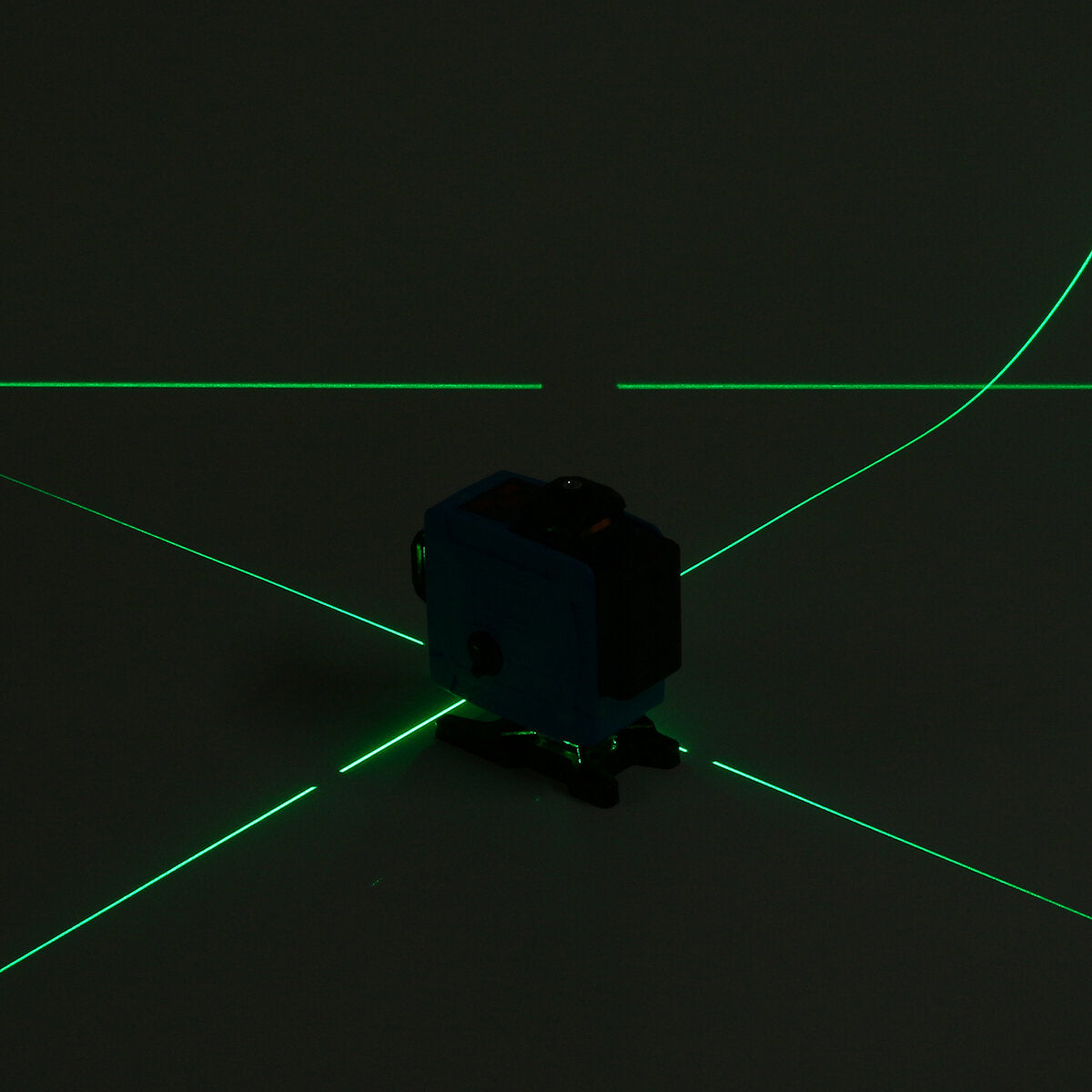 16 Line 4D Laser Level Green Light Auto Self Leveling Cross 360 Rotary Measure