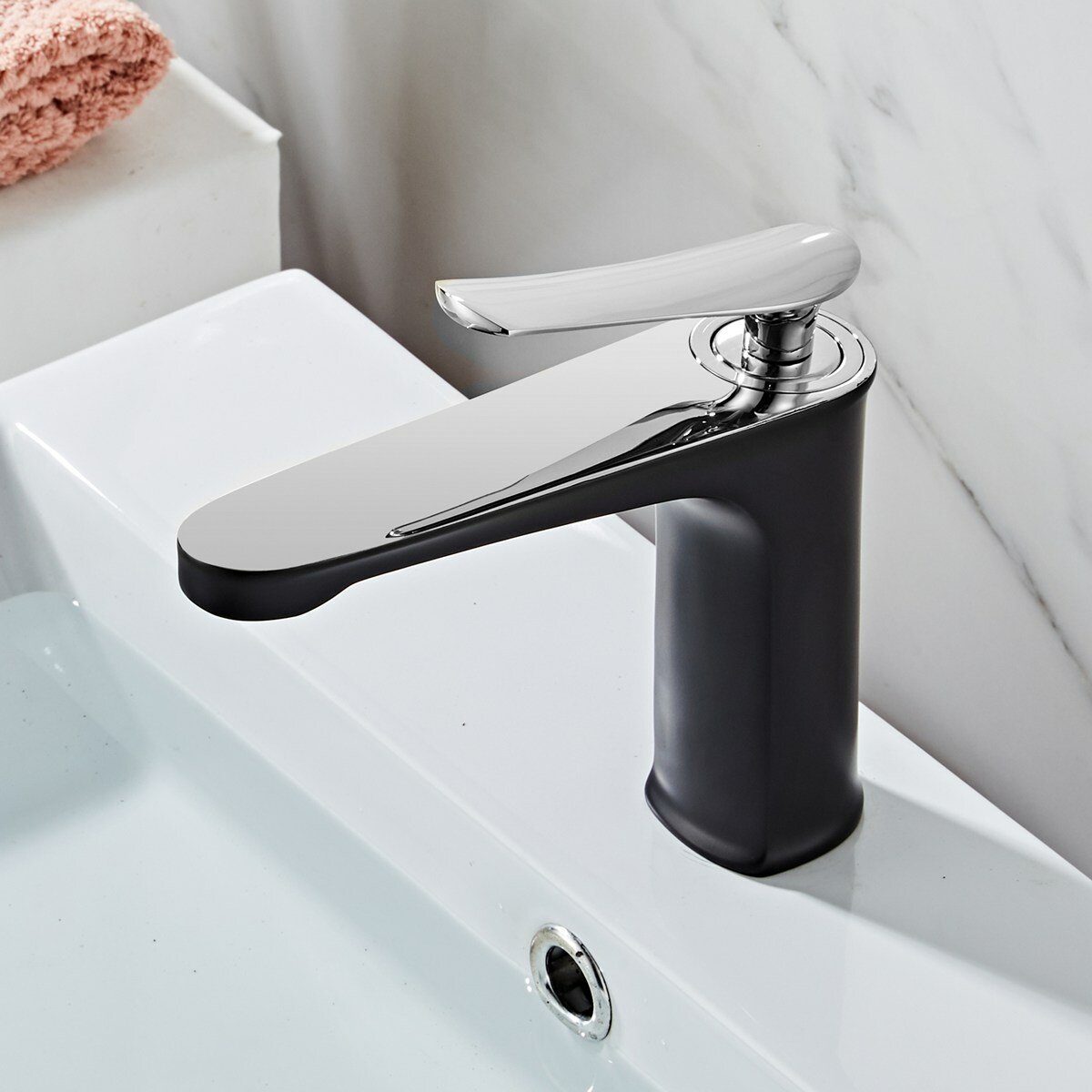 Luxury Bathroom Basin Faucet Hot Cold Water Mixer Sink Tap Gold Polished Handle Single Brass