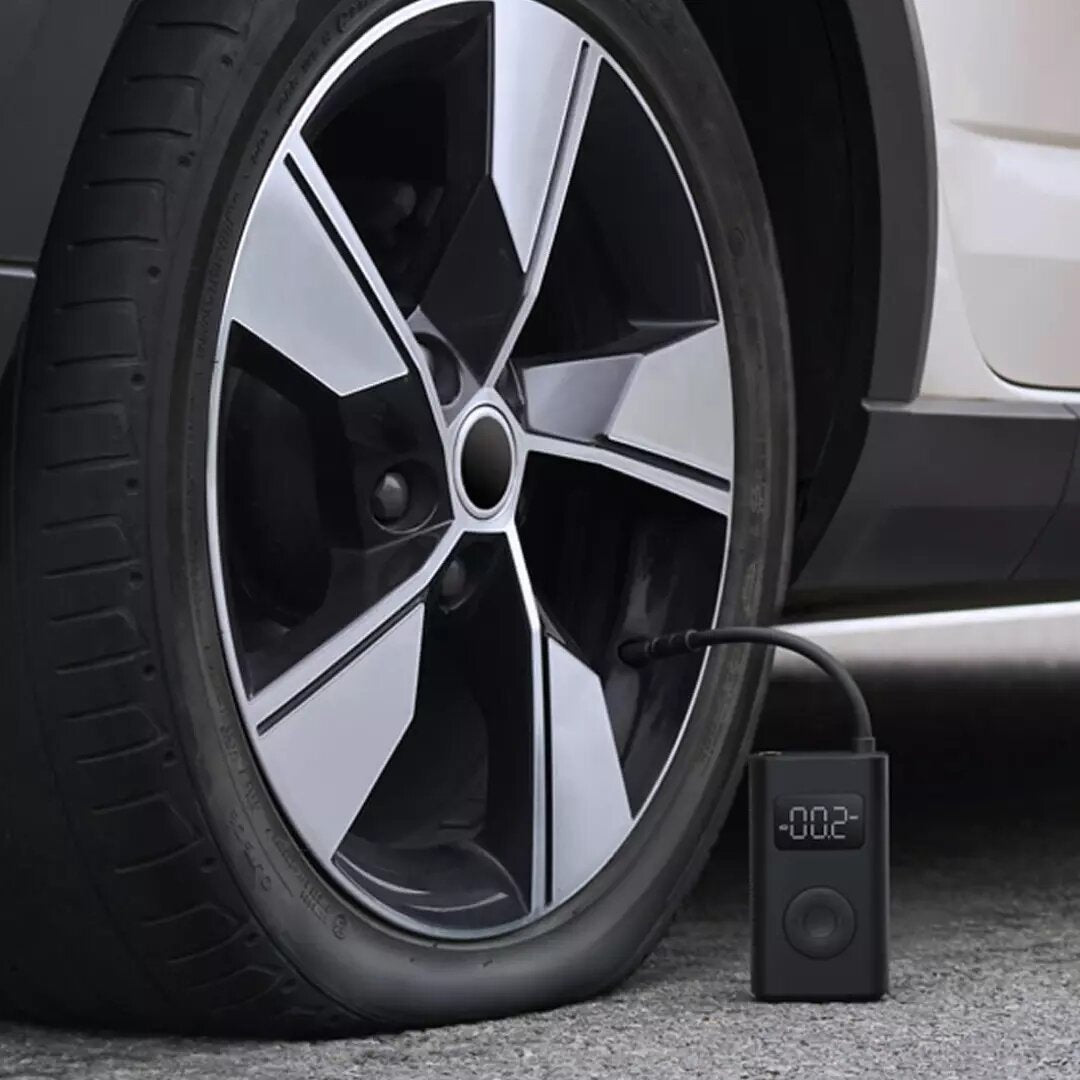 150PSI Electric Tire Air Pump Inflator Digital Pressure Monitoring Sensor with LED Light 5 Modes for Car Football