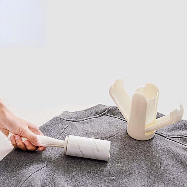 Portable Creamy White Cleaning Sweater Sticky Roller Brush Cleaning Tool Travel Camping With 2 Pcs Sticky Paper