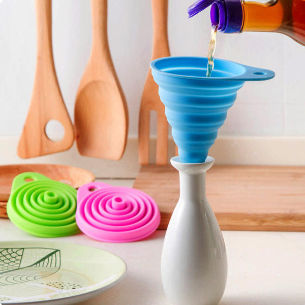 Silicone Collapsible Mini Filling Liquid Oil Water Funnel Kitchen Tools Filter