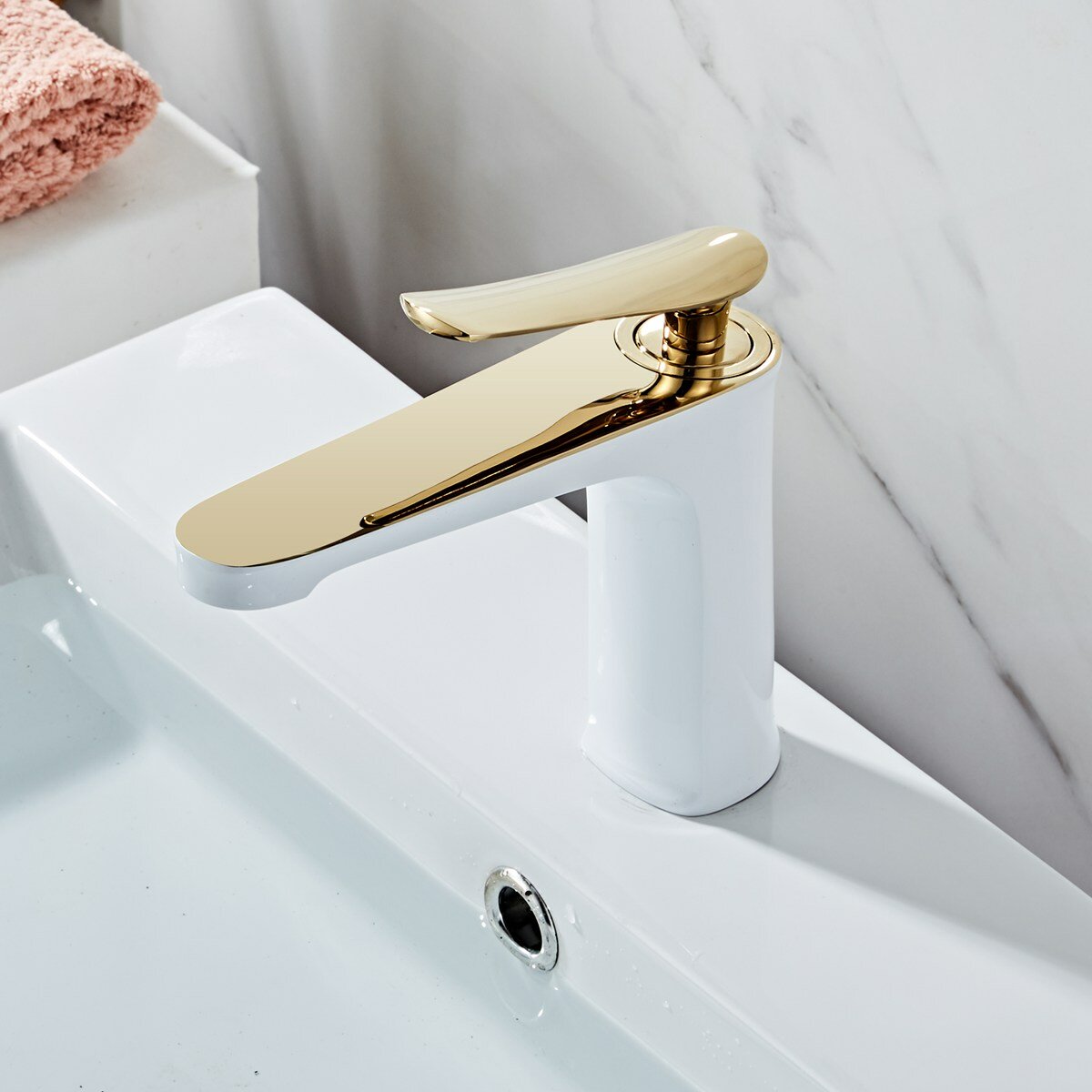 Luxury Bathroom Basin Faucet Hot Cold Water Mixer Sink Tap Gold Polished Handle Single Brass