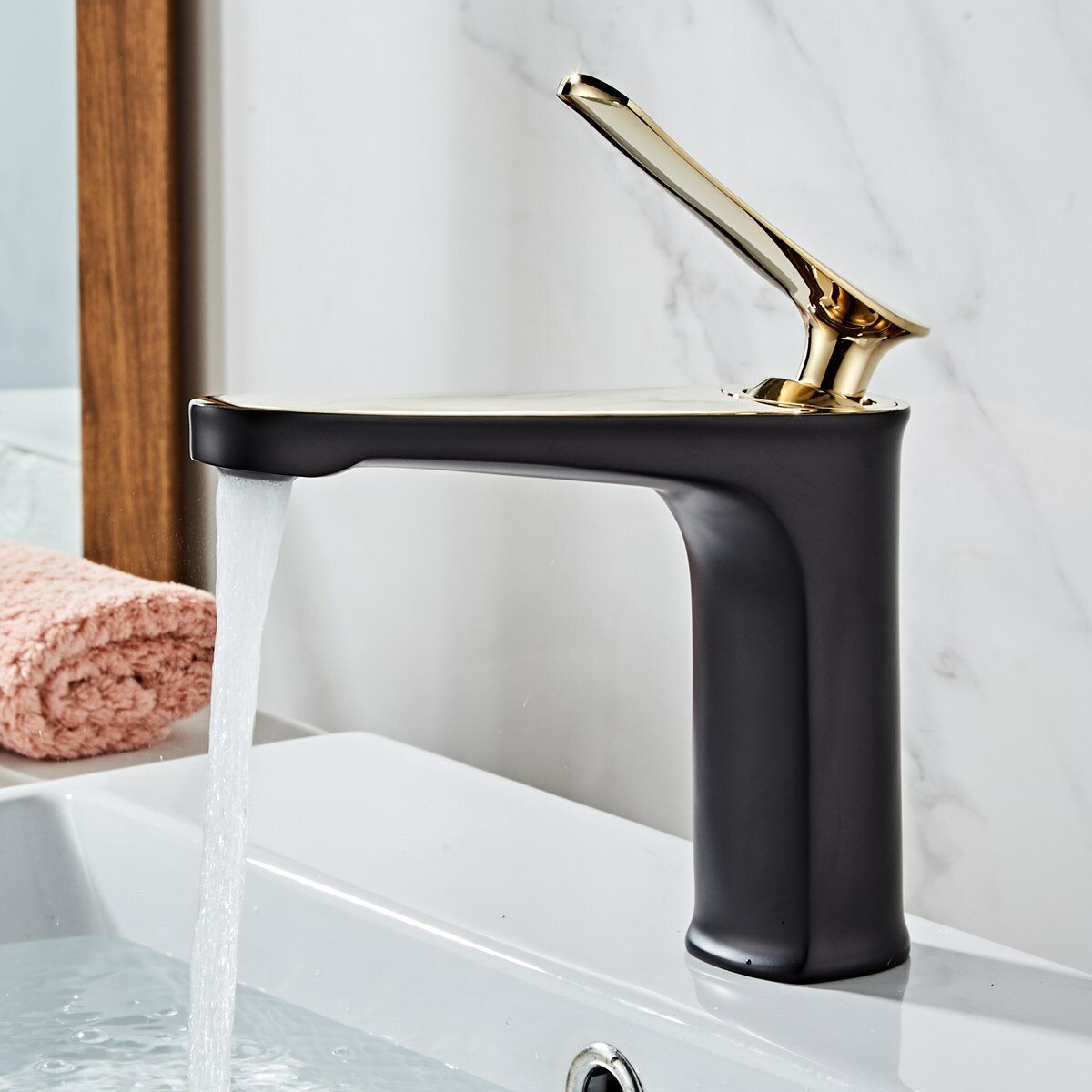 Luxury Bathroom Basin Faucet Hot Cold Water Mixer Sink Tap Gold Polished Handle Single Brass