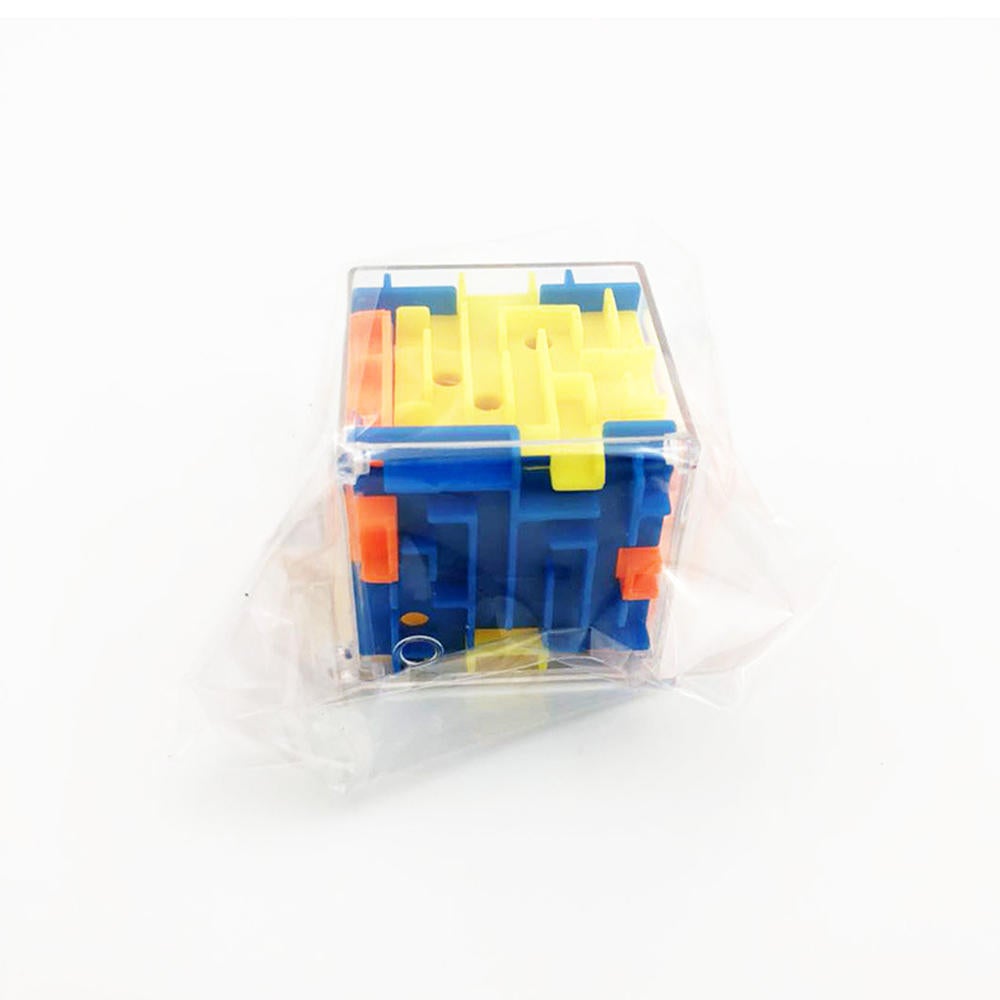 3.8CM Mini Maze Classic Magic Cube Toys Plastic 3D Bead Maze Rotating Cube
