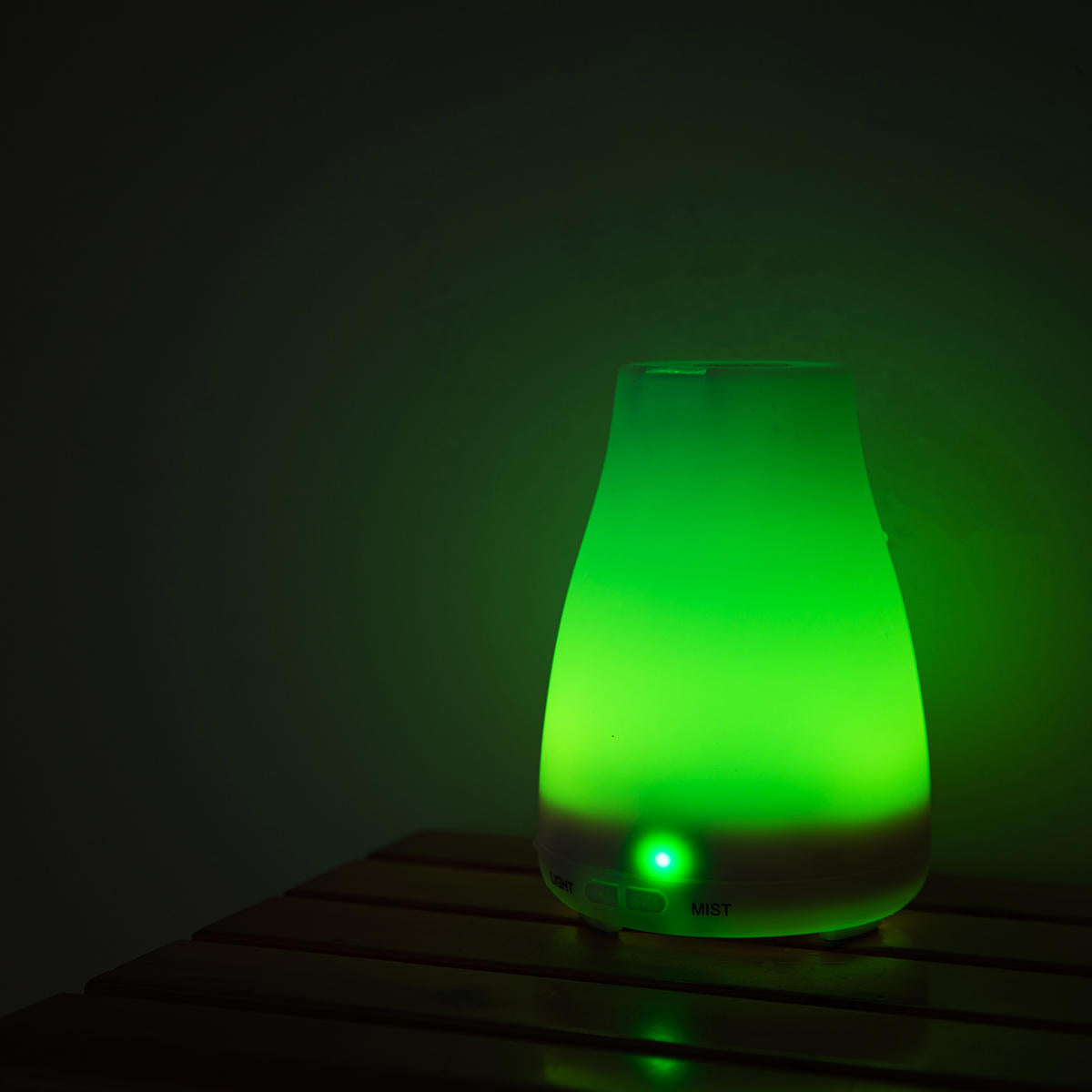 Ultrasonic Humidifier Waterless Auto Shut-off Aromatherapy Oil Cool Mist Diffuser With Color LED Lights