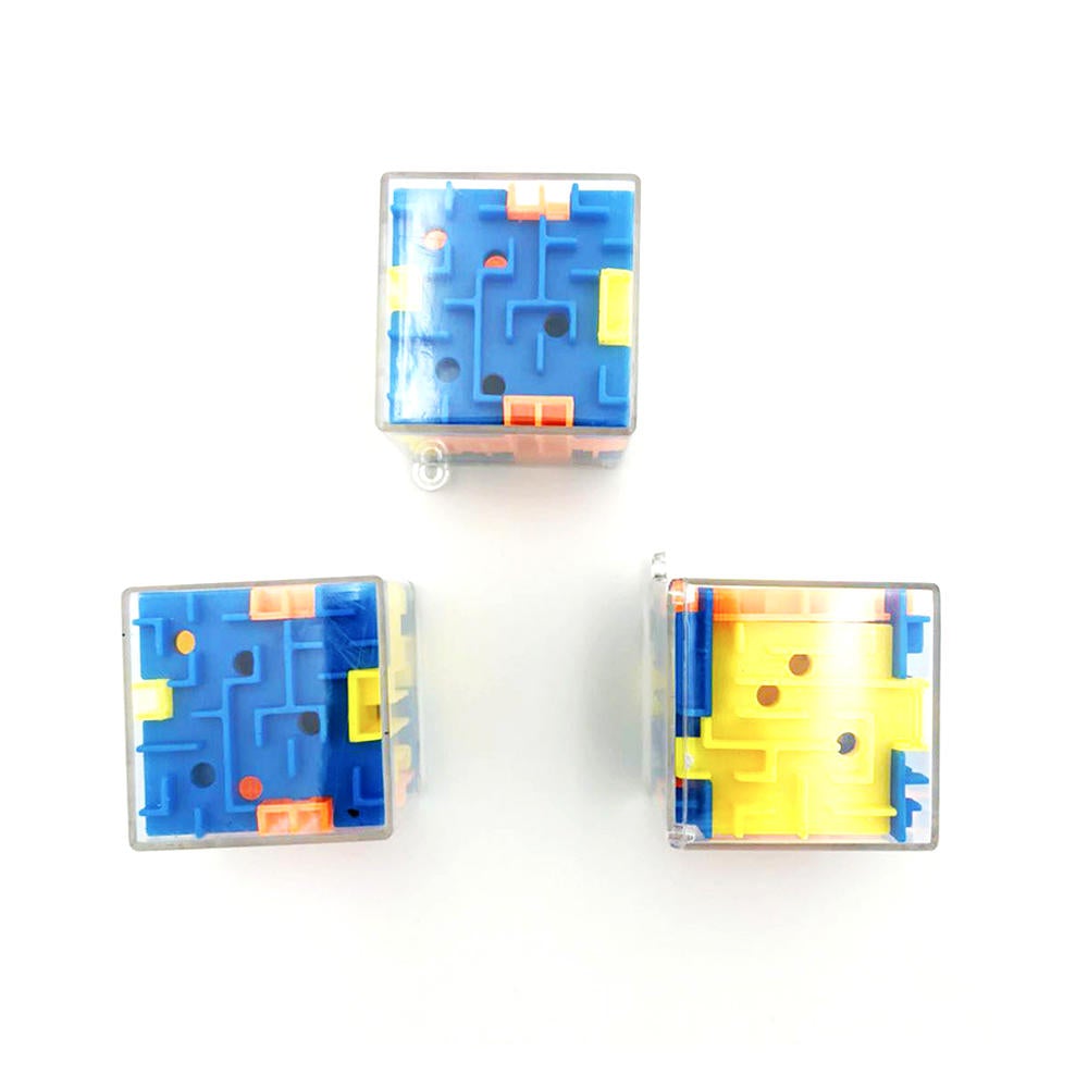 3.8CM Mini Maze Classic Magic Cube Toys Plastic 3D Bead Maze Rotating Cube