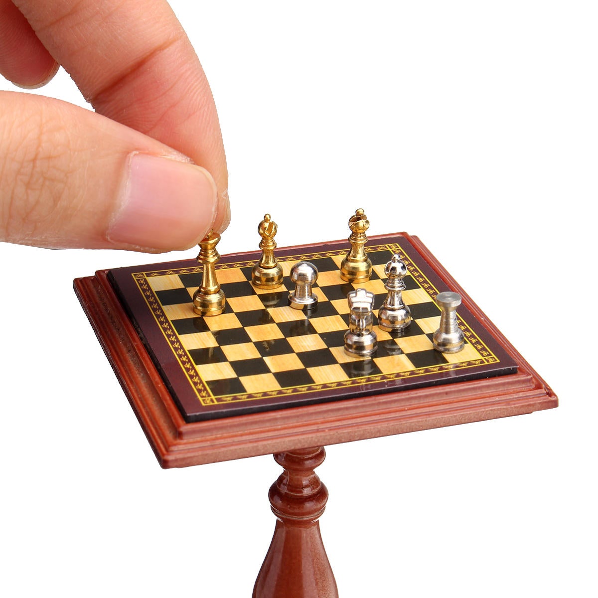 Miniature Chess Set and Table Magnet Chess Pieces 1:12 Accessories Parts For Doll House