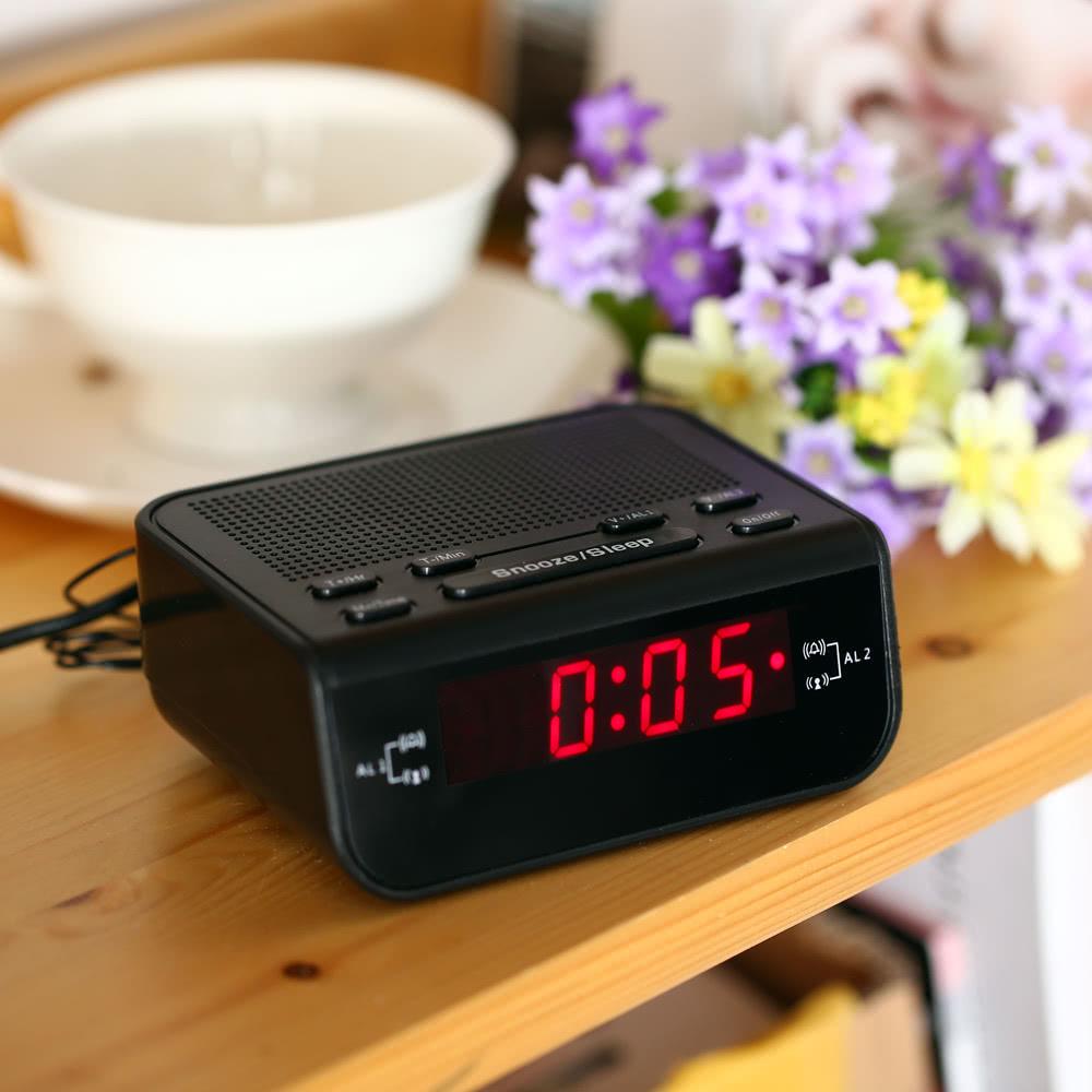 Compact Digital Alarm Clock FM Radio with Dual Alarm Buzzer Snooze Sleep Function 220V