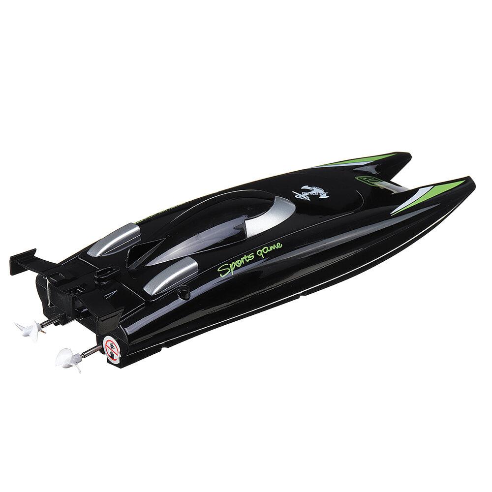 2.4G High Speed RC Boat Vehicle Models Toy 20km/h