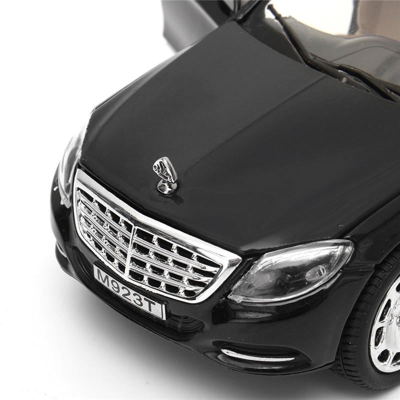 1:32 S600 Limousine Diecast Metal Car Model 20.5 x 7.5 x 5cm Car in Box Black