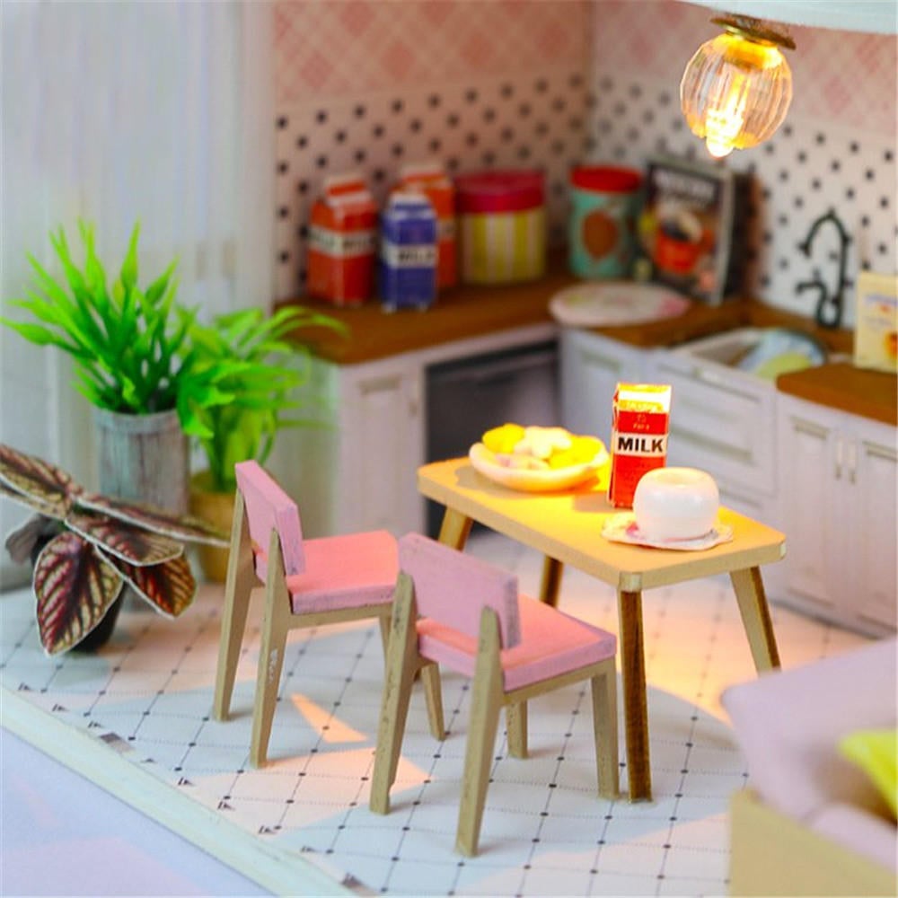 Handmake DIY Wood Miniature Doll House With Dust Cover